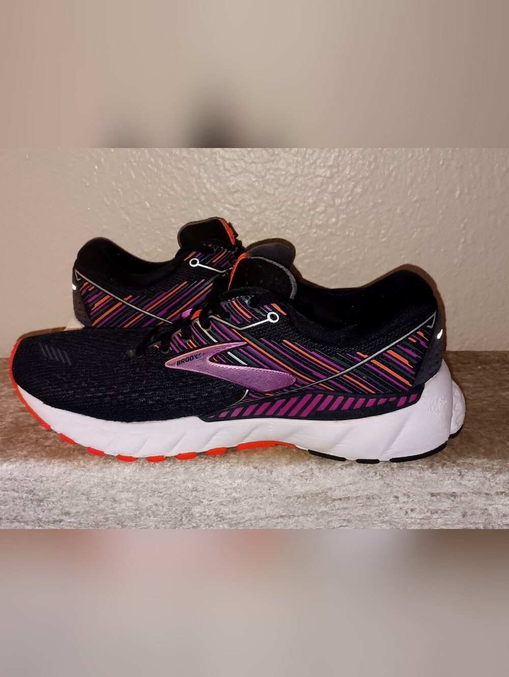 Brooks Adrenaline GTS 19